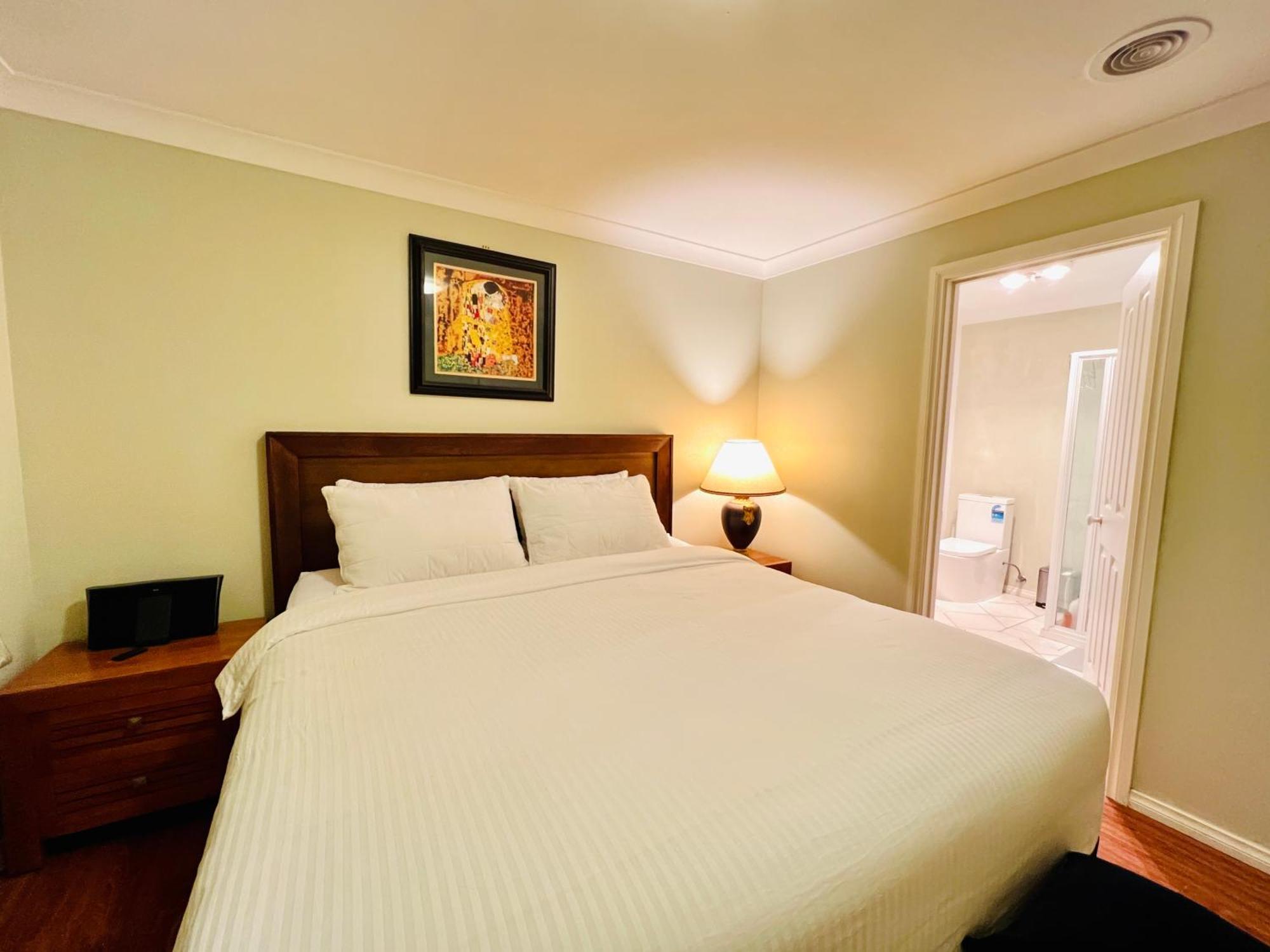 Spacious 6 Bedroom Holiday Home 15 Min Away From Melbourne Airport Sydenham Luaran gambar