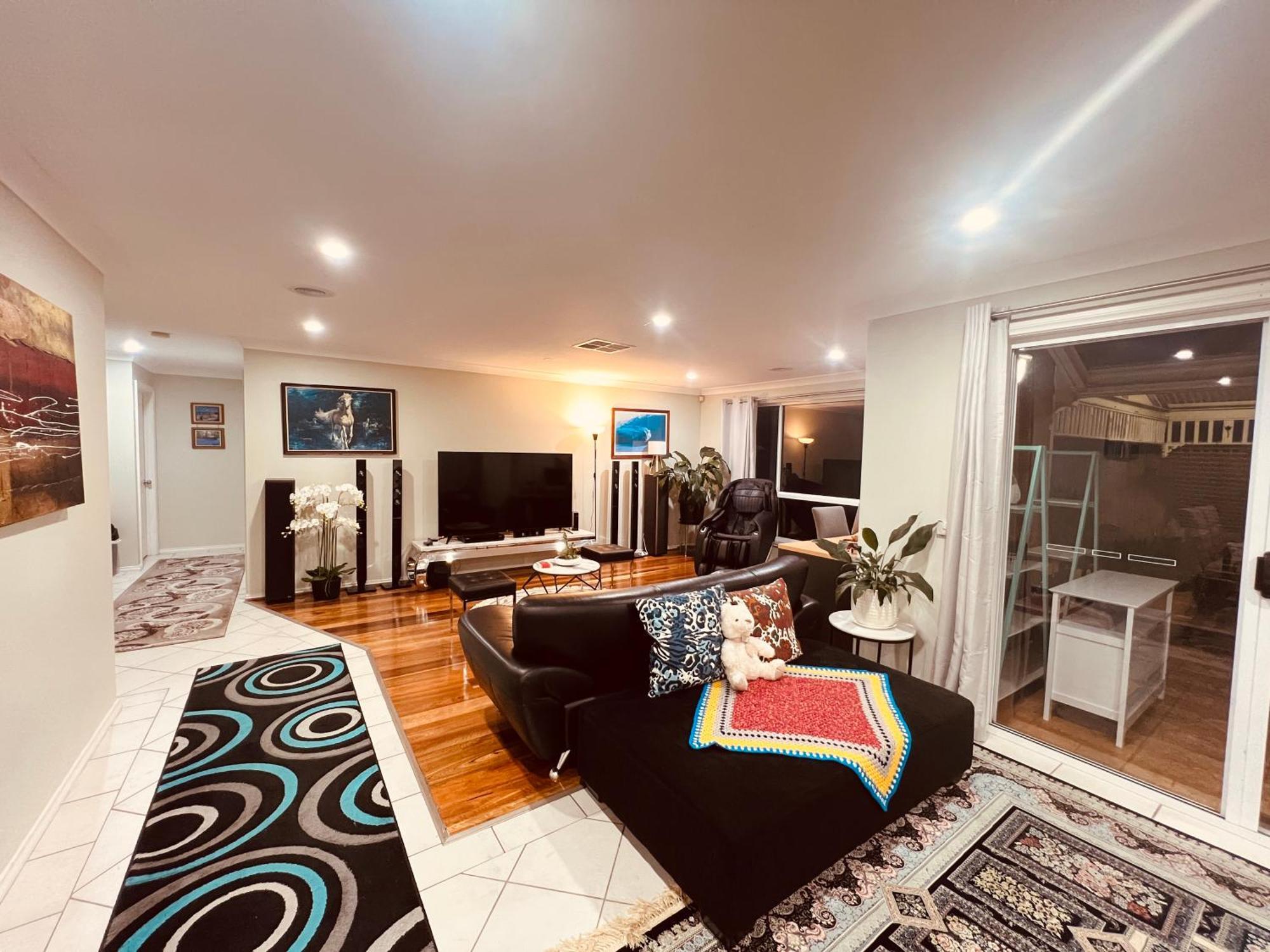 Spacious 6 Bedroom Holiday Home 15 Min Away From Melbourne Airport Sydenham Luaran gambar