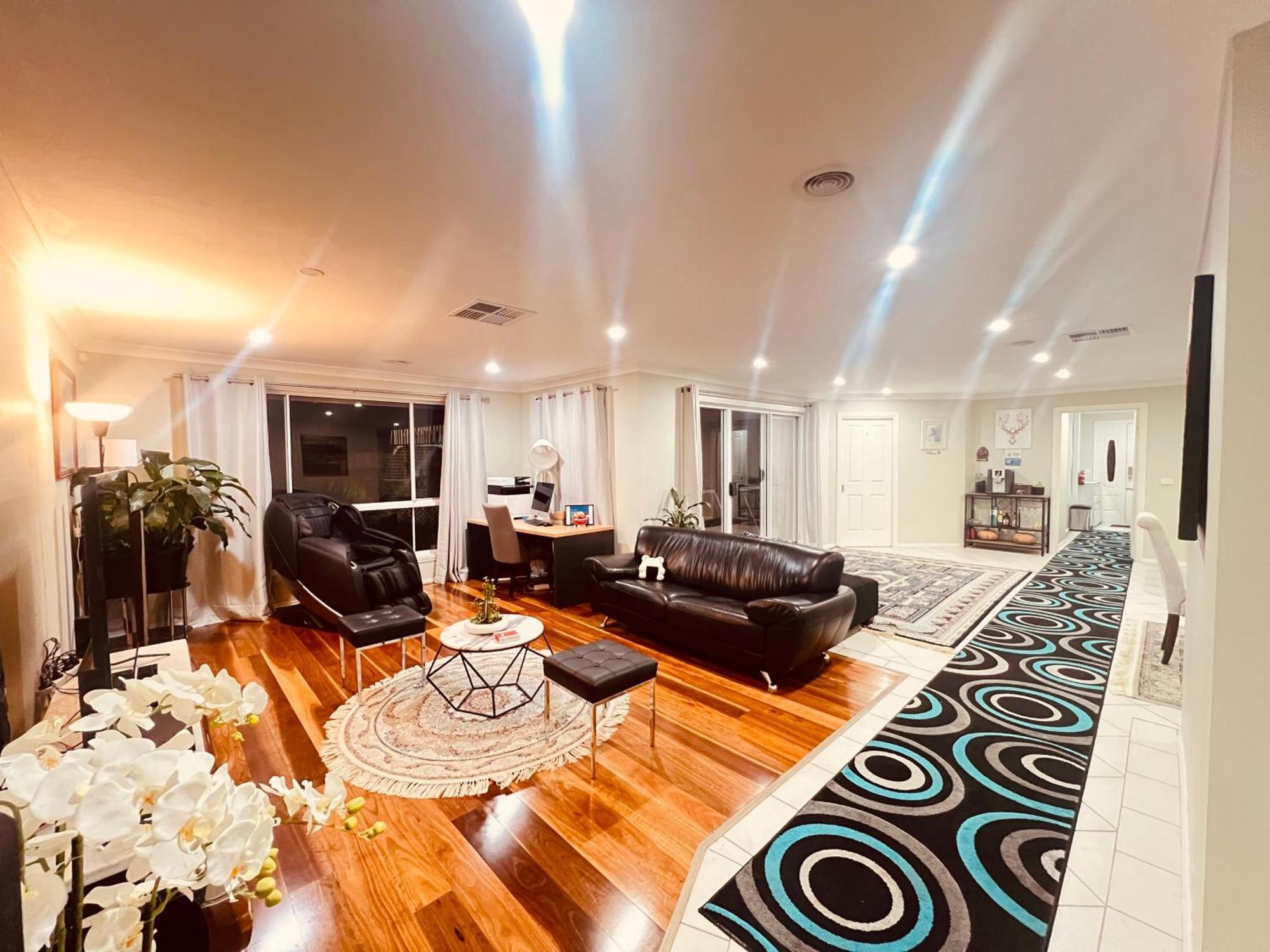 Spacious 6 Bedroom Holiday Home 15 Min Away From Melbourne Airport Sydenham Luaran gambar